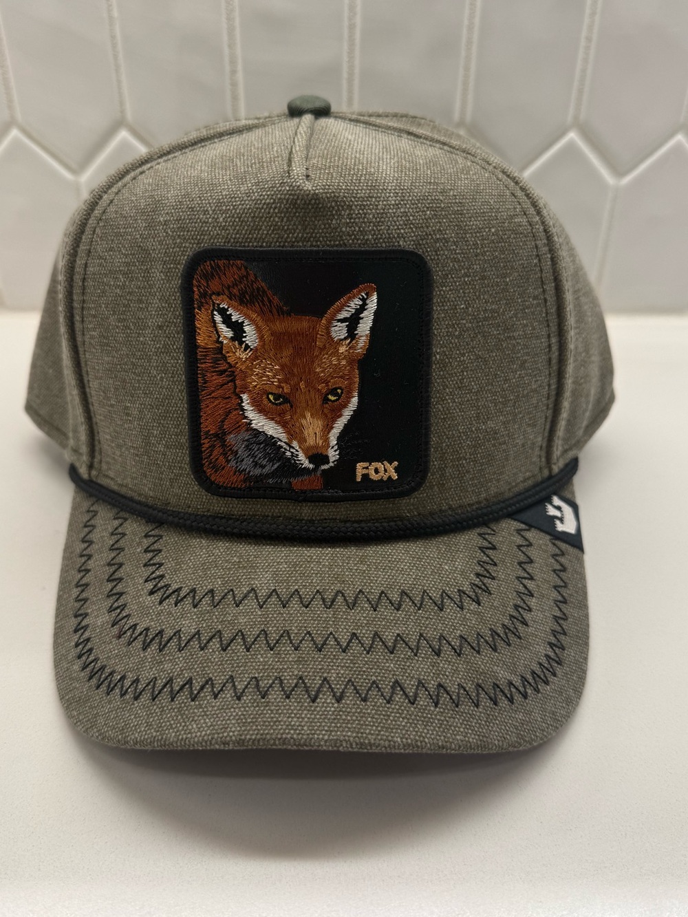 NWOT Goorin Bros Foxy Duck Fox Trucker Hat Olive Green Snap back Casual